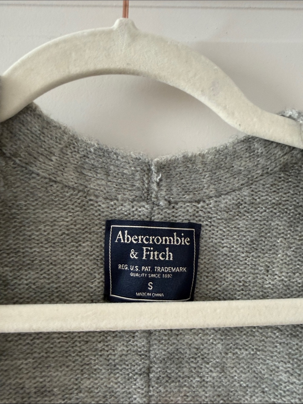 Abercrombie & Fitch Light Gray Open-Front Women's Cardigan - Picture 3 of 3